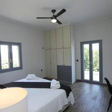 Chroussa וילה Chrousa