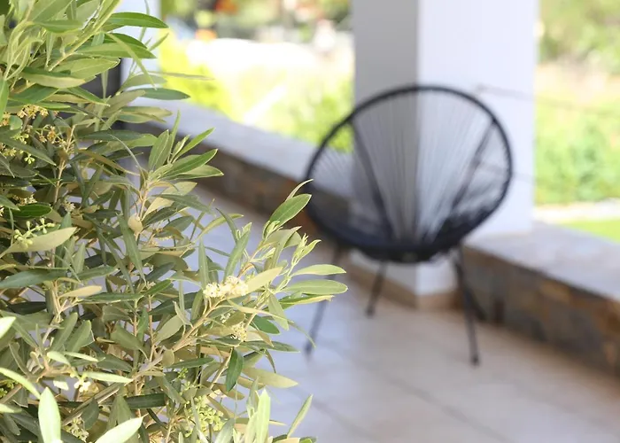 Vila Chroussa Chrousa