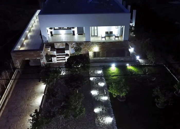 Villa Chroussa Chrousa